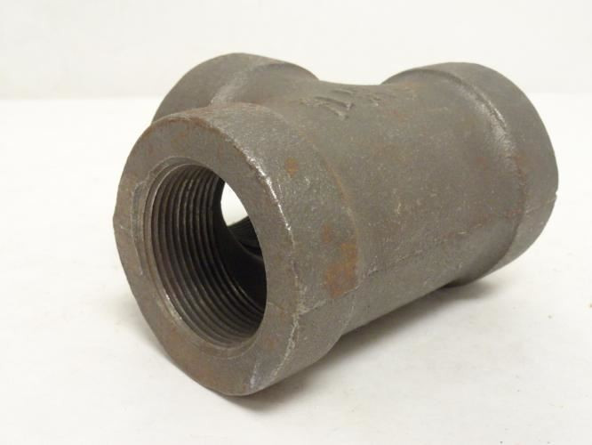 Industry-Std 1LBX8; Malleable Iron Tee; 1-1/2FNPT; Class: 300