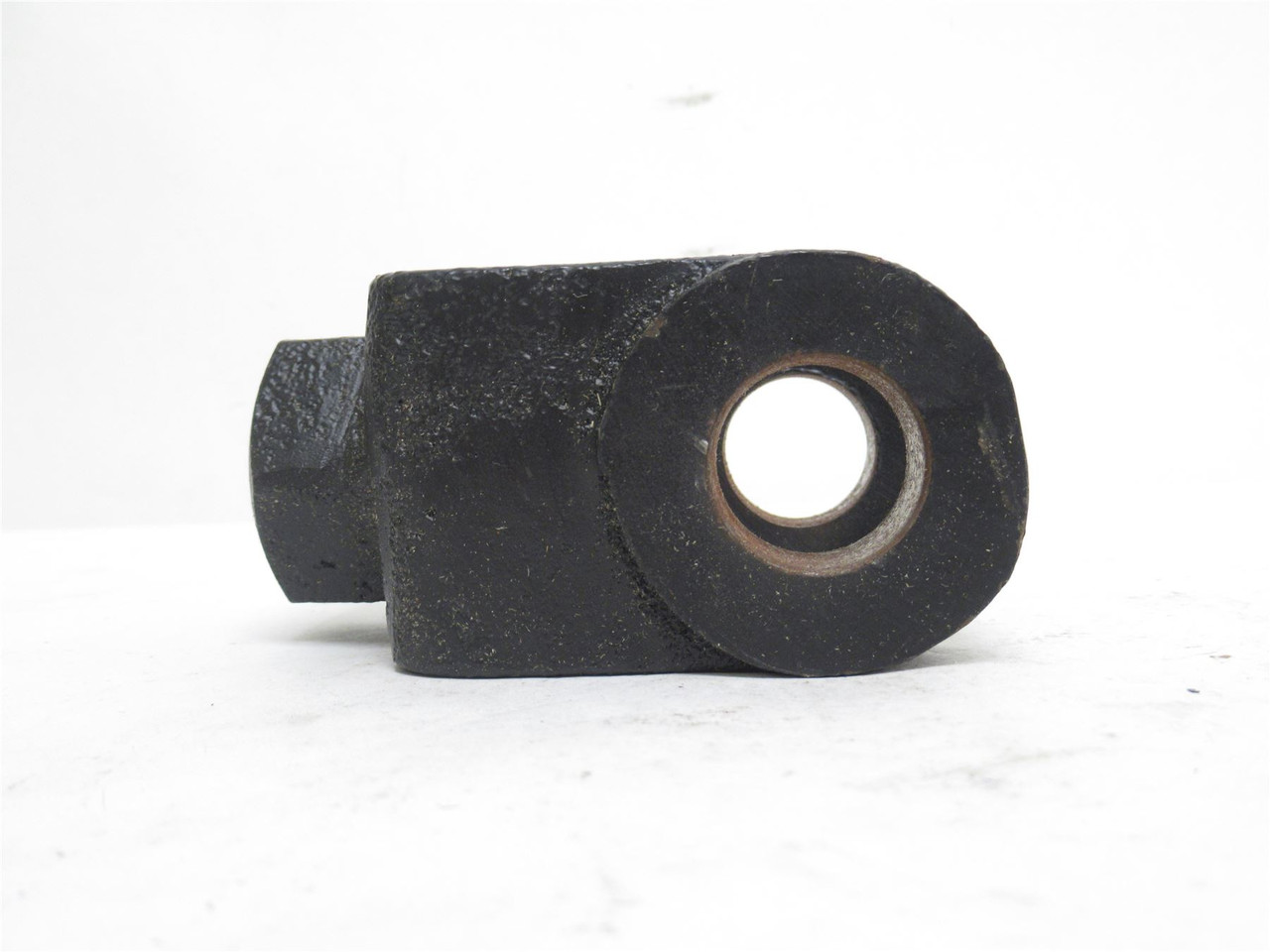 Parker DC-10; Air Cylinder Clevis Mount Bracket; 1"ID