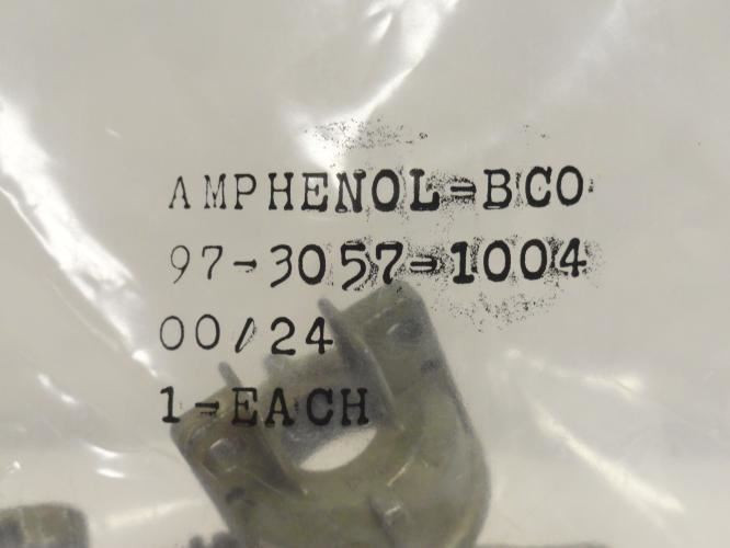 Amphenol 97-3057-1004; Circular Cable Clamp Size: 10sl; 12; 12s