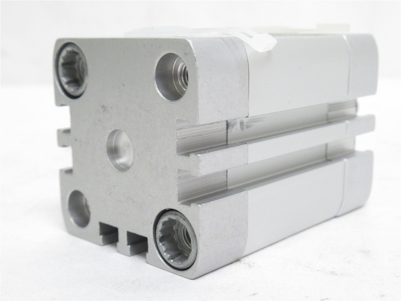 Festo ADN-32-25-A-P-A-R3; Air Cylinder 536267 32ID x 25mm Stk