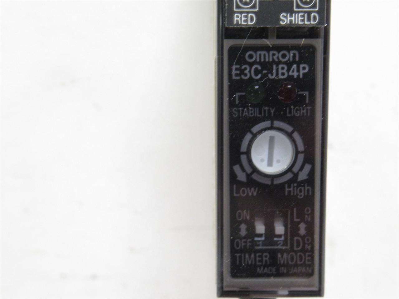 Omron E3C-JB4P; Photo Sensor Amplifier; PNP; 12-24VDC