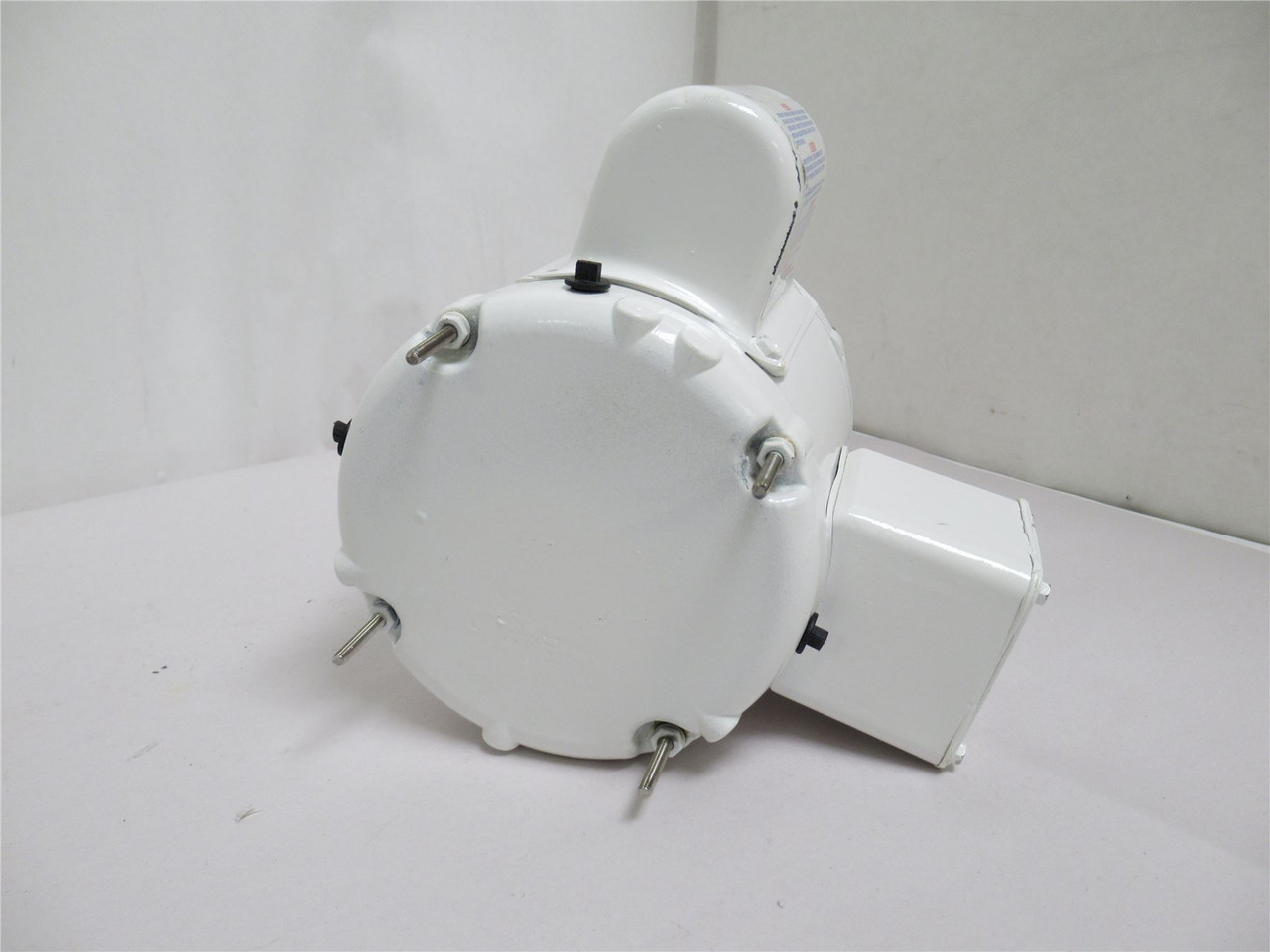 Baldor 34L209S397; AC Motor; 0.17HP; 115/208-230V; 1100RPM