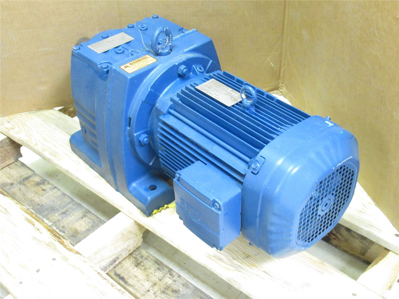 SEW R87DRN112M4/TF; AC Gearmotor 41.74:1 Ratio 5.4HP; 230/460V
