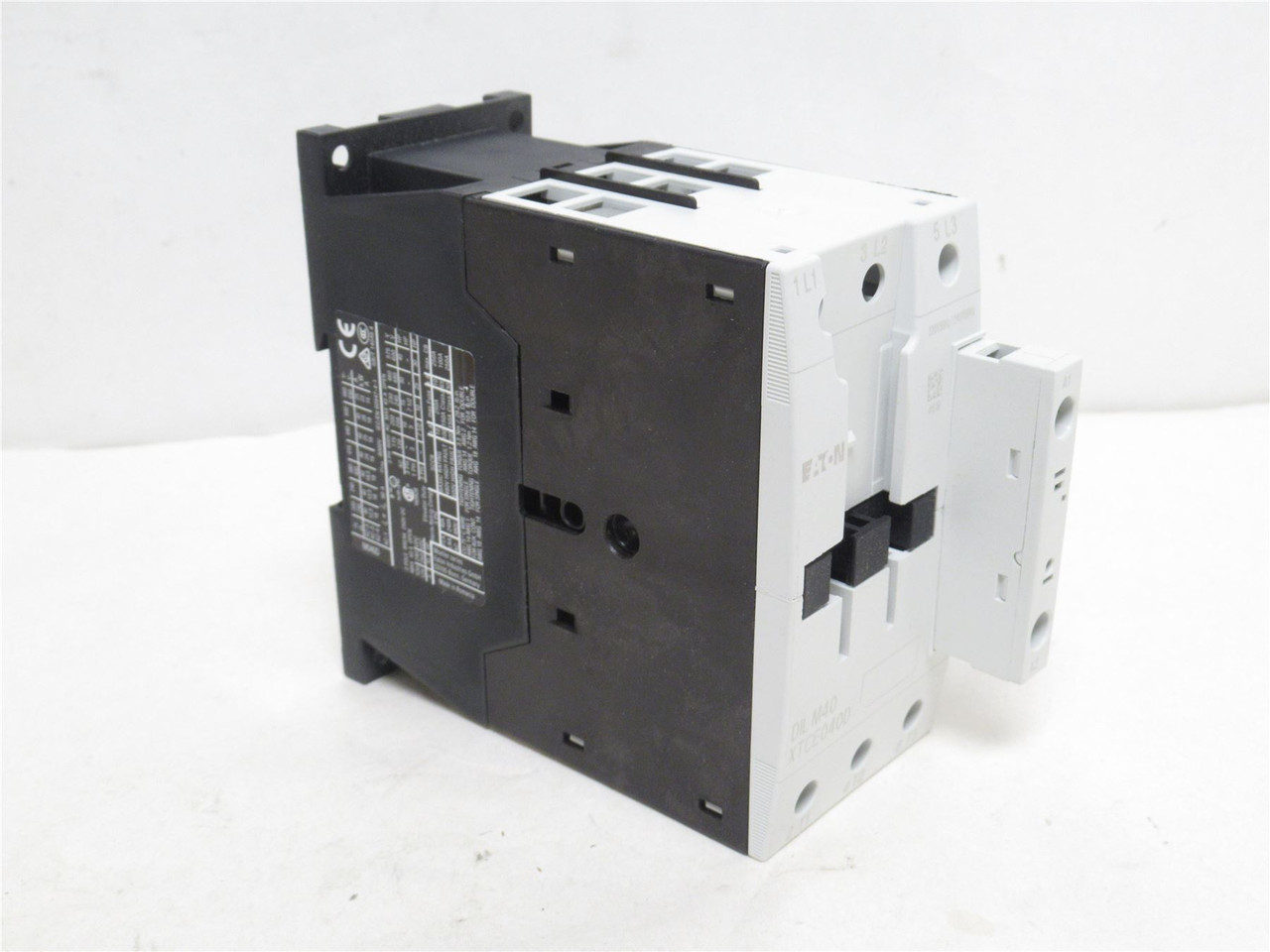 Eaton XTCE040D00B; Contactor; 40A; 3P; 600VAC; Coil: 240VAC