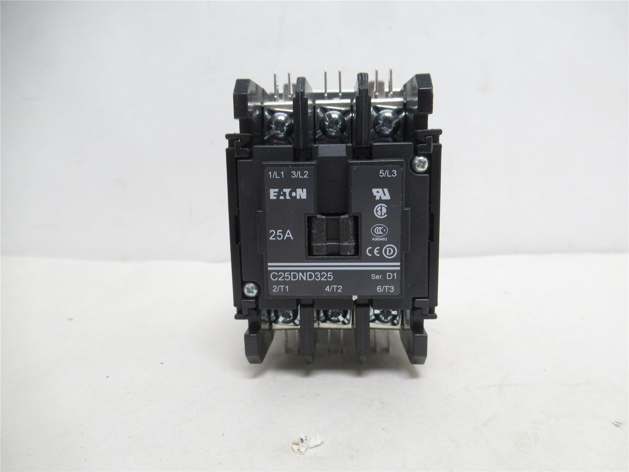 Eaton C25DND325B-GL; Contactor 25A 3P 600VAC; Coil 208-240VAC
