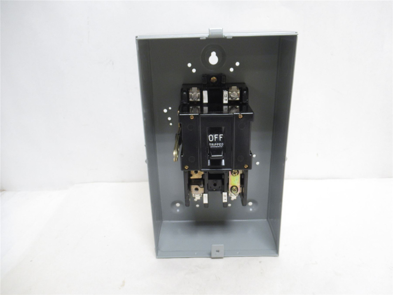 GE CR1062R2AAT2000; Enclosed Manual Start; 2P; 600VAC