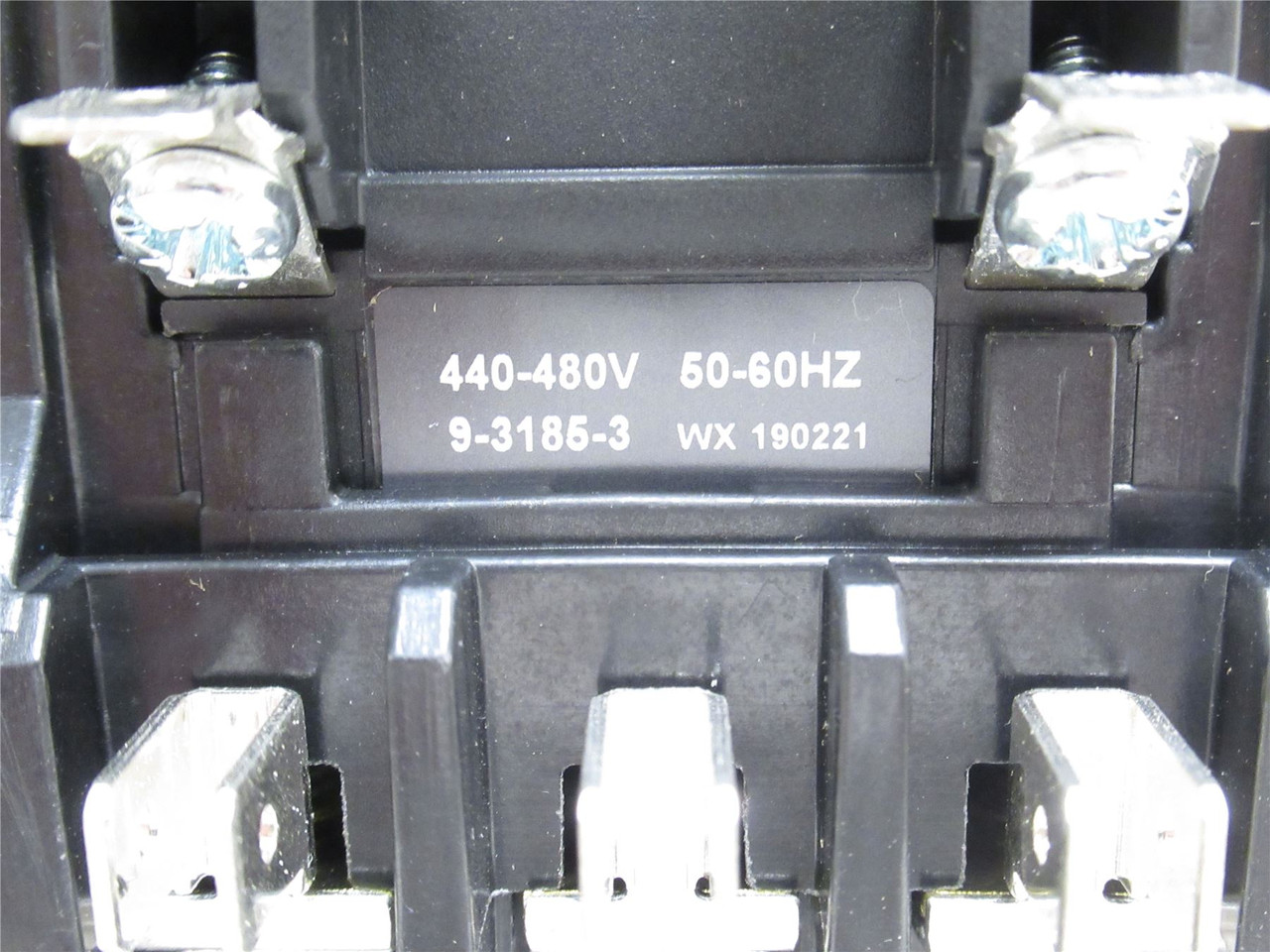 Eaton C65DND325C; Reversing Contactor 25A 3P 600VAC Coil 480V