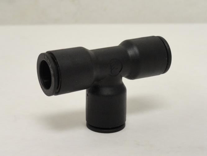Legris 3104 12 00; Black Plastic Union Tee; 1/2mm; 290Psi