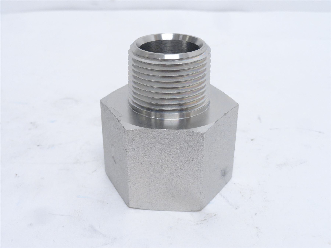 Brennan 5405-16-20; Reducer Fitting; 1-1/4 FNPT x 1 MNPT