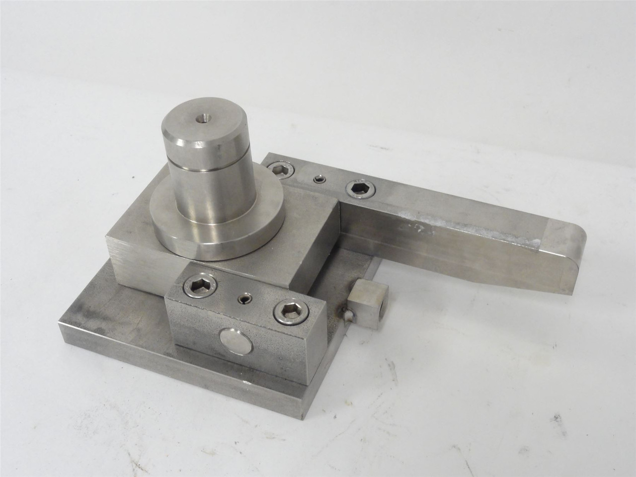 JBT Stein 11-1121; Idler Wheel Mount