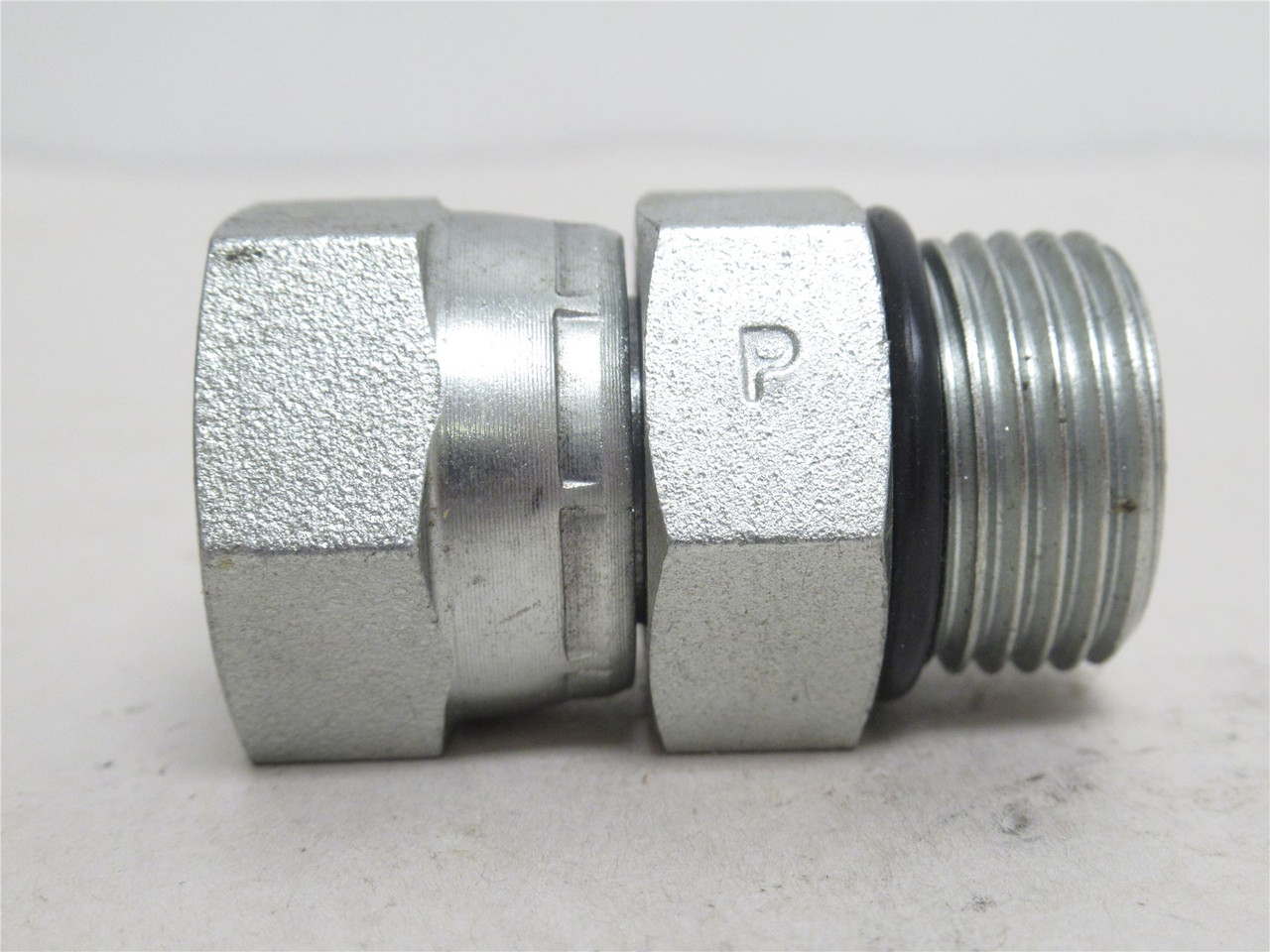Parker 0507-10-8; Pipe Swivel Straight; 5/8 BOSS x 1/2 NPT