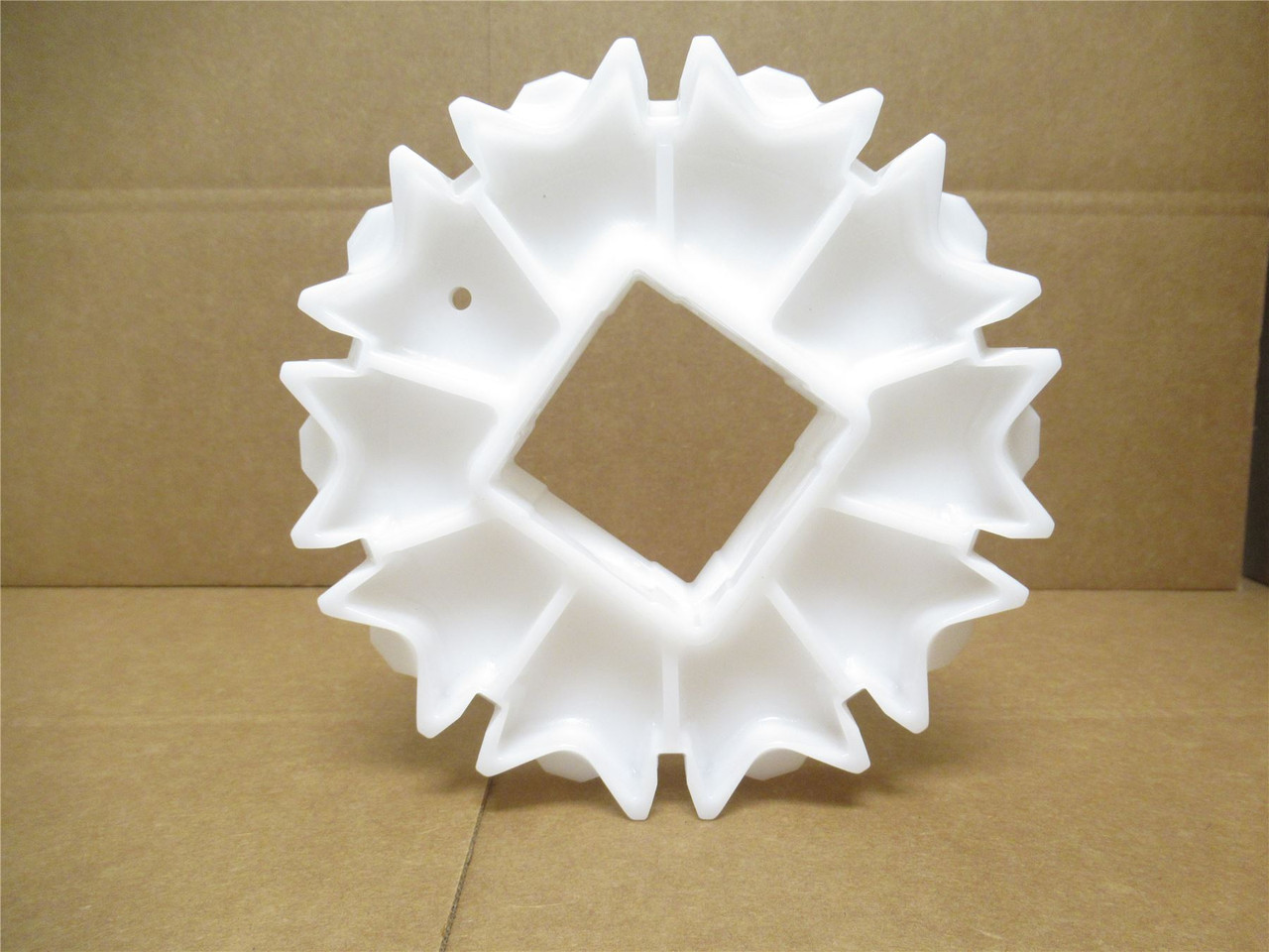 Intralox S3D8XXCZE3NG; Sprocket Ser: 800; 10 Teeth; 2" Sq ID