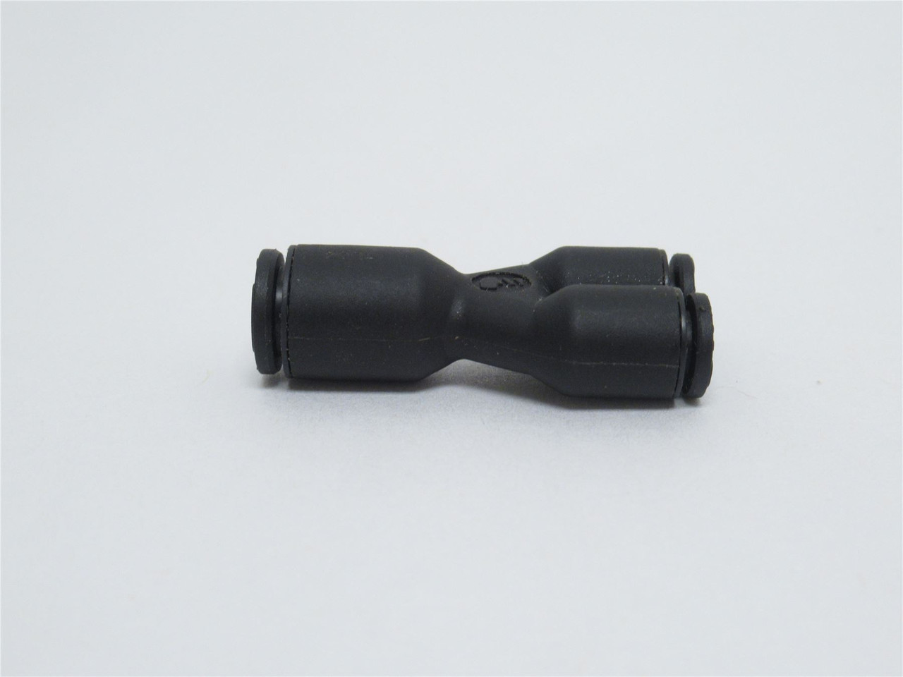 Legris 3140 04 06; Lot-5 Nylon Wye Union 4mm x 6 x 6mm PTC