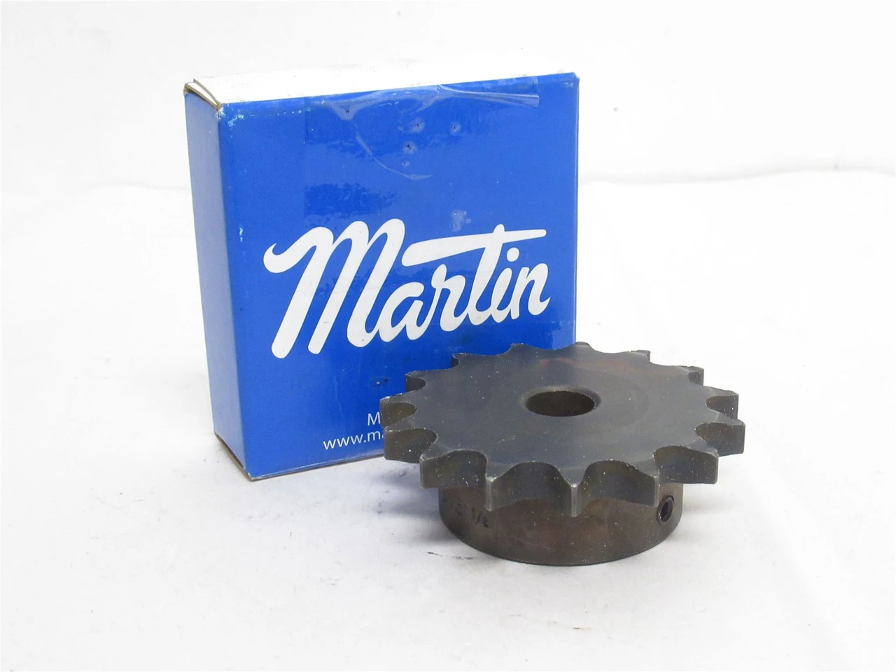 Martin 40BS15-1/2; Sprocket #40; 15 Tooth; 1/2"ID