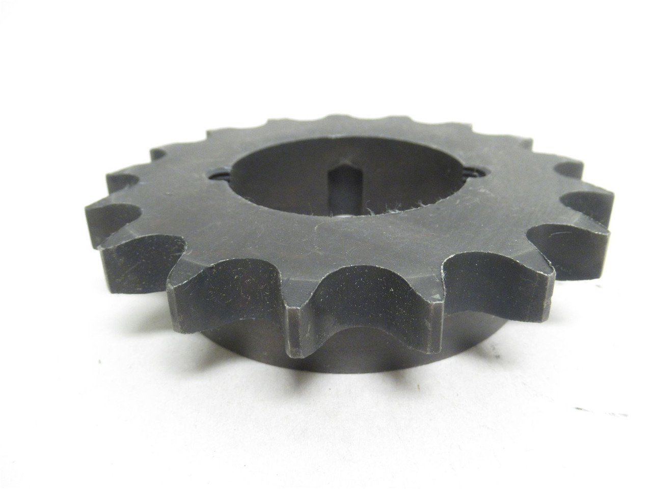 Martin 60BTB17 1610; Bushed Sprocket #60; 17 Teeth