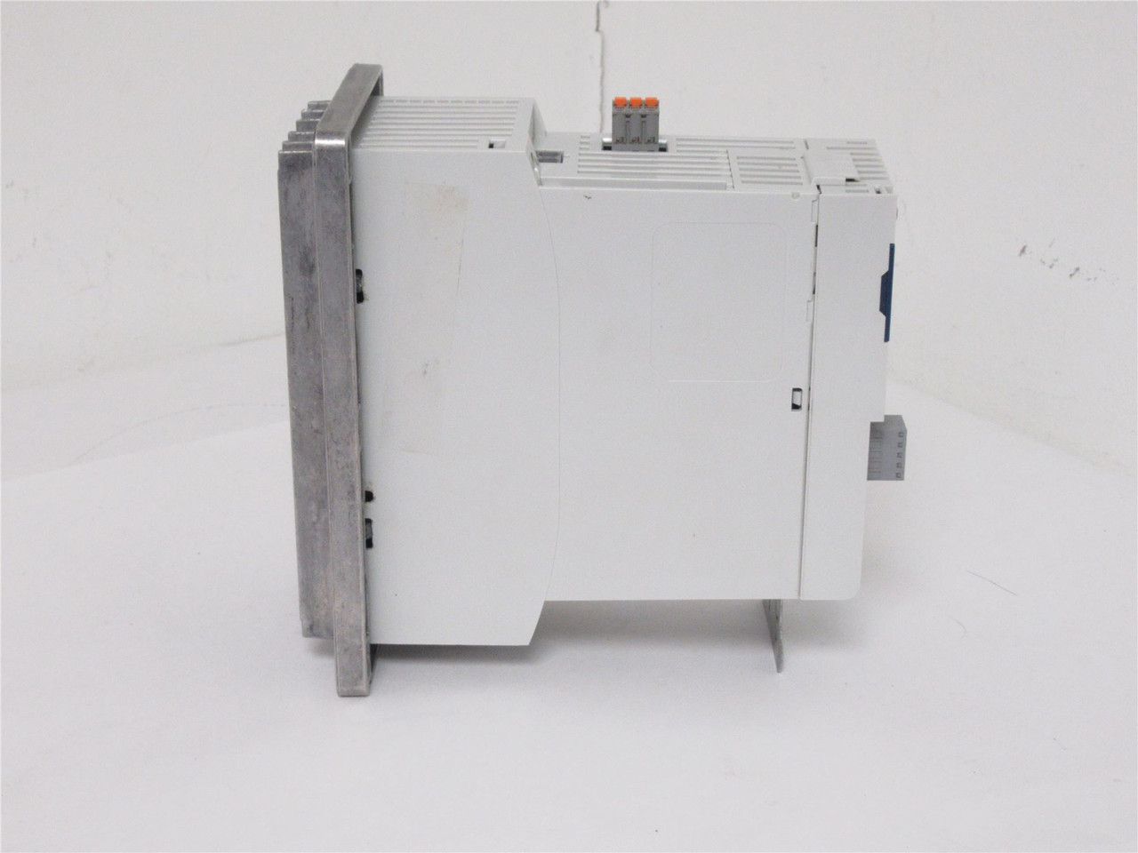 Lenze E84AVSCE3712SX0; Frequency Inverter Drive; 230/240V
