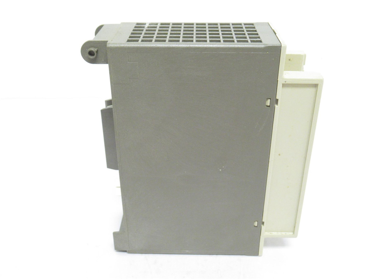 Siemens 6ES5482-8MA13; Digital I/O Module; 24VDC; 16-Point
