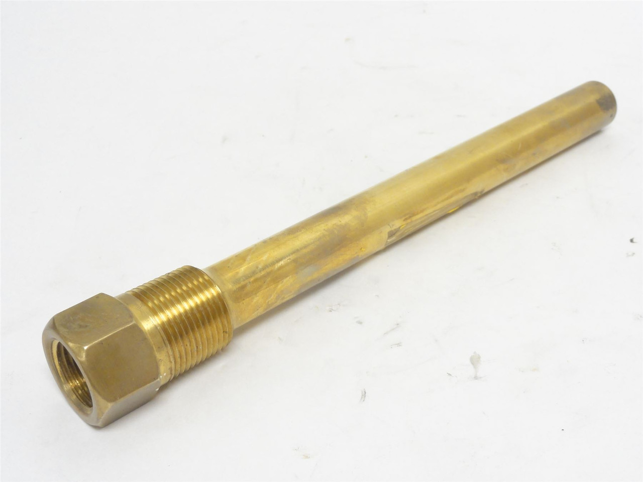 MFG- 003N0051; Brass Sensor Pocket 3/4NPT; 7-1/2" Probe Length