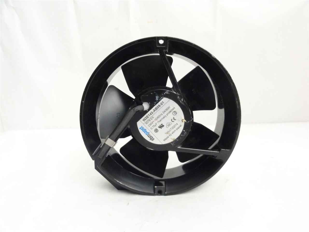 ebmpapst W2E143-AB09-01; Axial Fan 230VAC; 172 x 172 x 51mm
