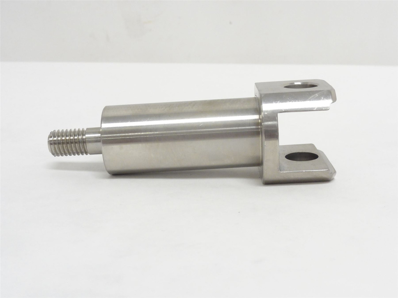 Cryovac FUR46424-A; Tie Rod; SS;  4" Long; 15/32" Bolt ID