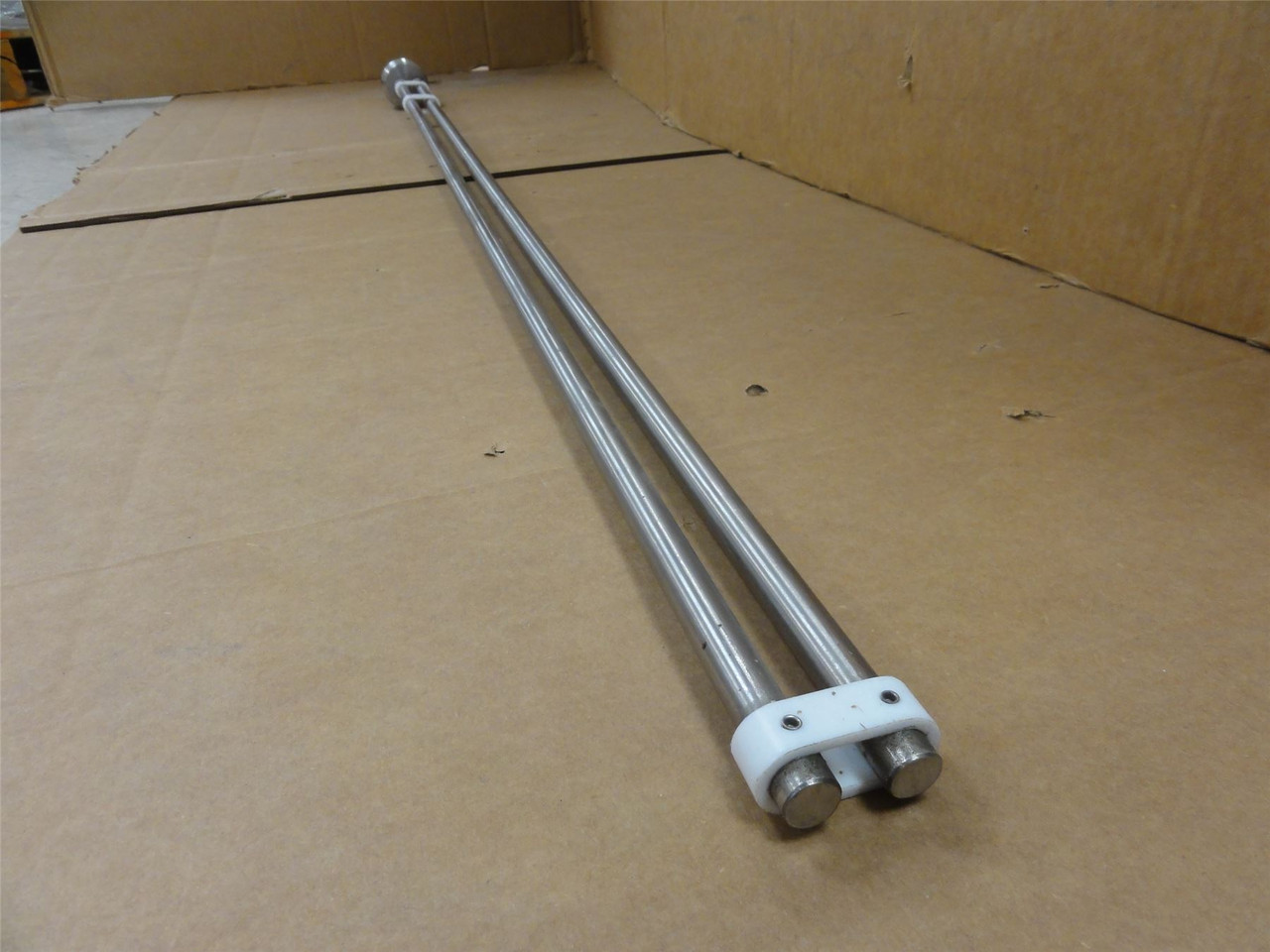 Magnetrol 7EB-A410-048/705-510A-110; Level Transmitter 48"Long