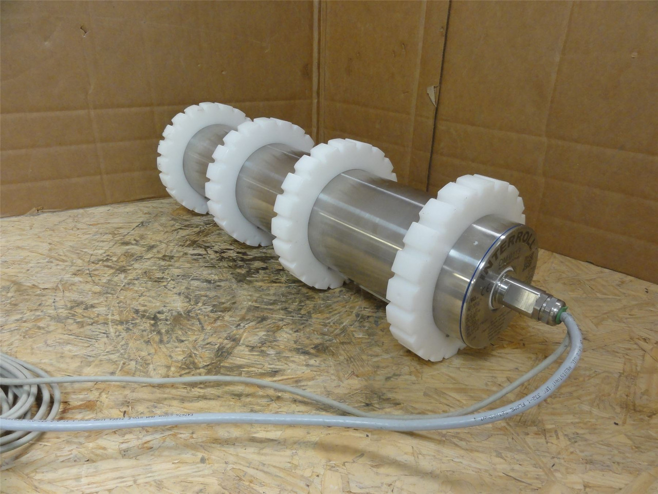 Interroll DM-0113; AC Drum Motor 21-1/2"W 1/2HP 230V 62fpm