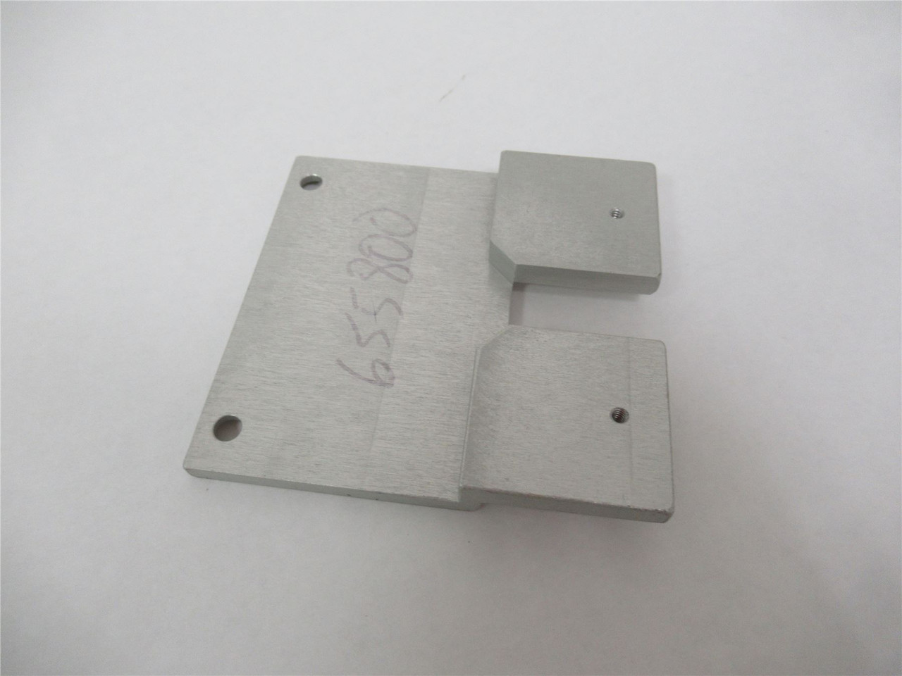 Shanklin J052159001; Belt Guide Bracket