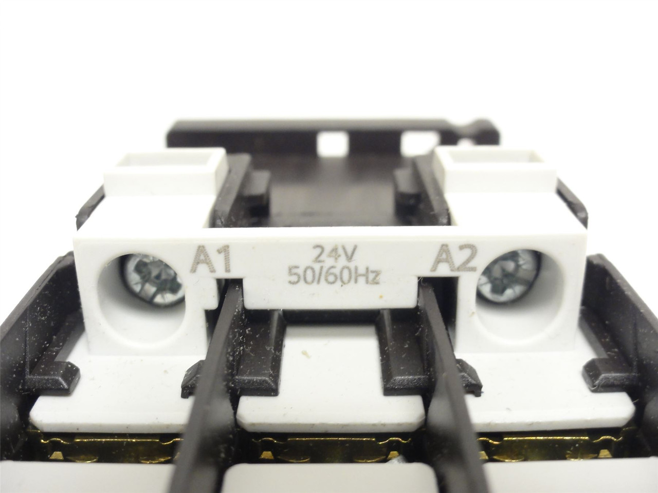 Siemens 3RT1026-1AC20; Contactor 25A; 3P; 690VAC; Coil: 24VAC