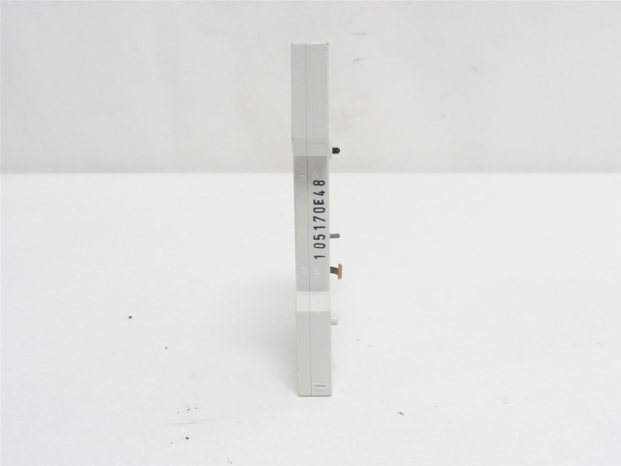 Siemens 5ST3010; Auxiliary Contact; 6A; 230VAC; 1-NO; 1-NC