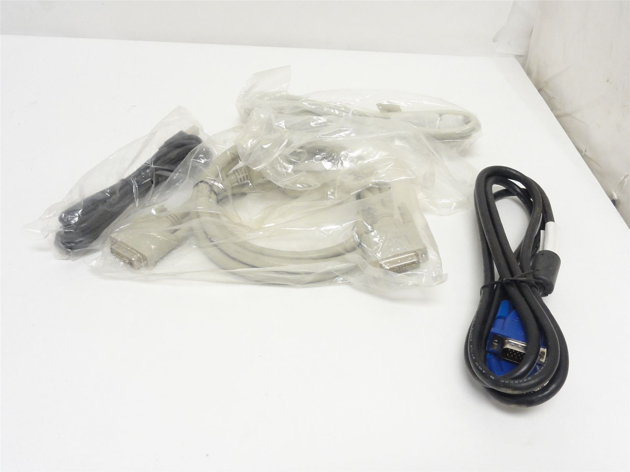 UMEC UP1001F-12P; Switching Power Supply 100-240VAC; 12V out