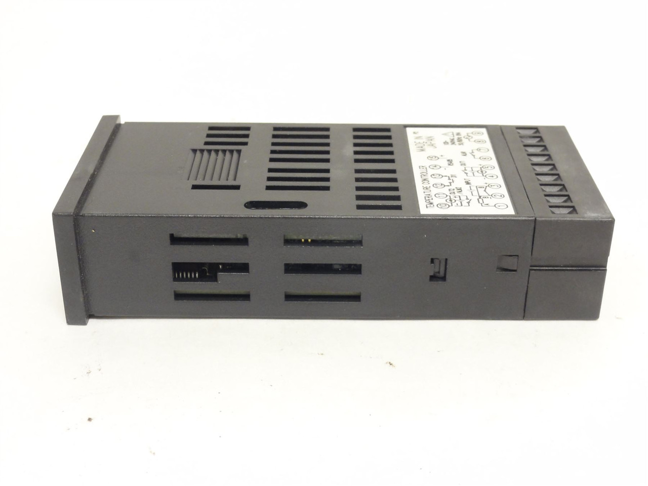 Fuji PXR3-SAA1-4V0A1; Temperature Controller; 100-240VAC