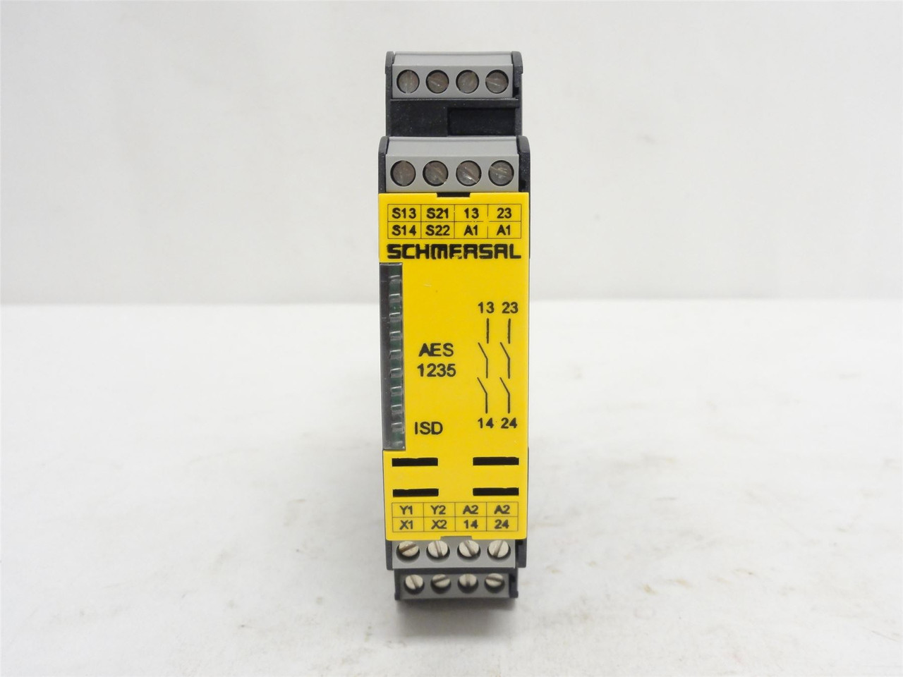 Schmersal AES1235; Safety Relay 101170049; 24VDC; 2A