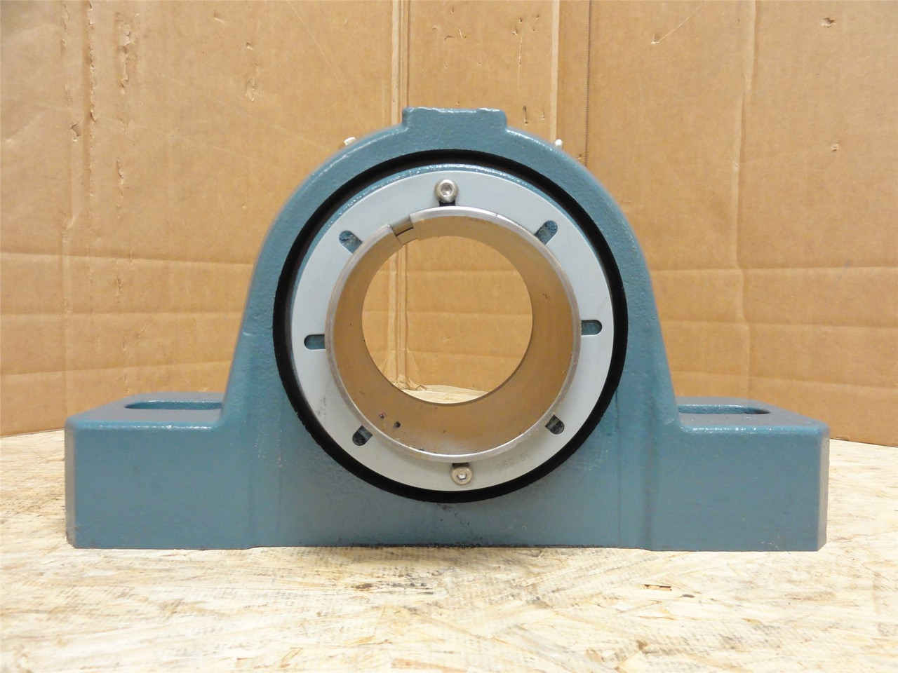 Dodge P2B-IP-315R; Pillow Block Bearing 069426; 3-15/16"ID