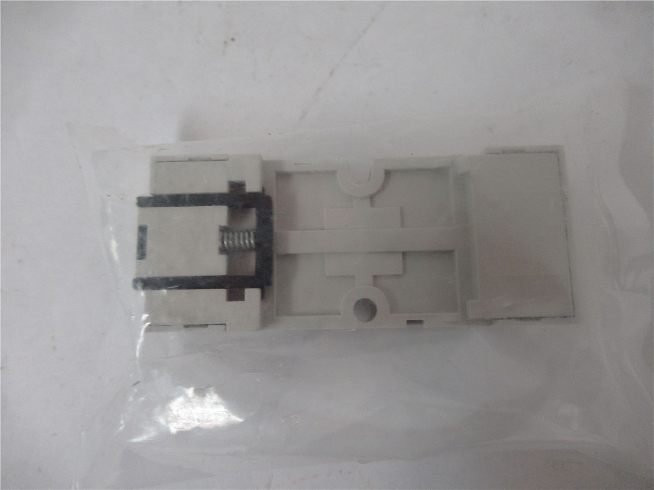Allen-Bradley 700-HN103; Relay Base 10A 300V