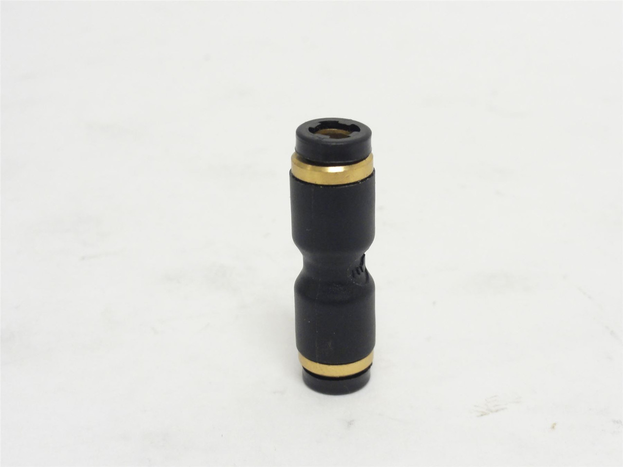 Legris 3106-55-00; Lot-9; Push-Fit Unions; 3/16" x 3/16" PTC