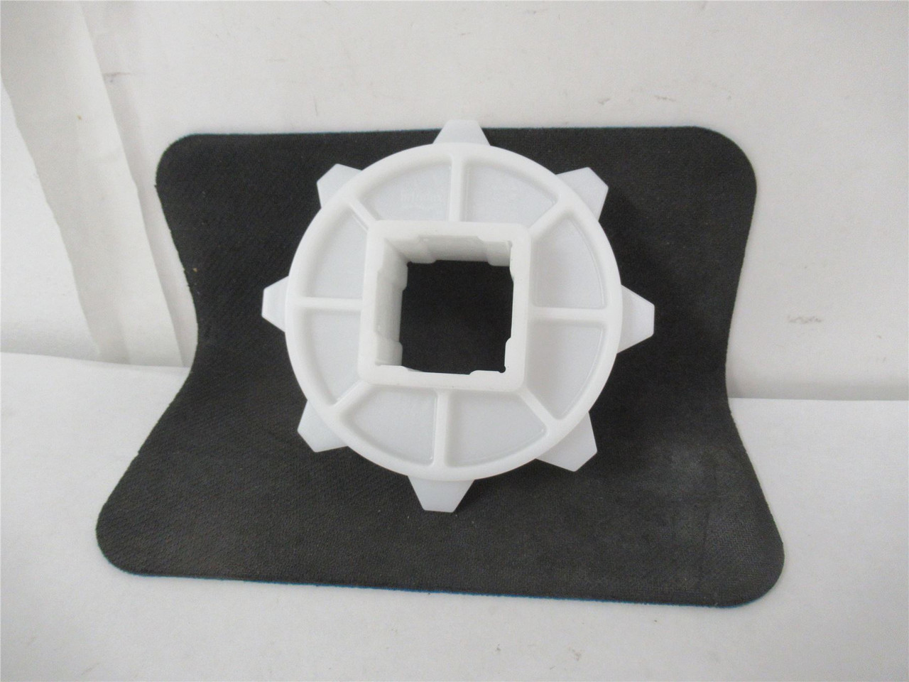 Intralox S3D4-XXCPE7-NG-00 ; Sprocket 1.5"ID Sq 8-Teeth