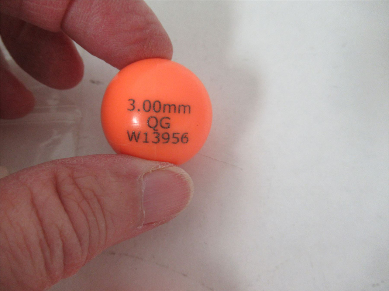 Peco 4993185; Lot-4 3.0mm Qrtz Gl Sphr 25mm ABS Ball
