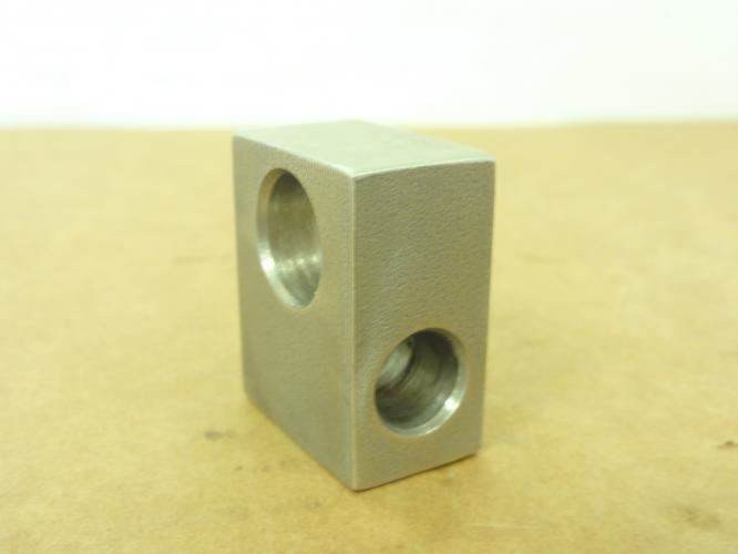 MFG- 011-02-1773; Block; 1-1/4"L x 1"W x 5/8"H; 1/2"ID/5/8"ID