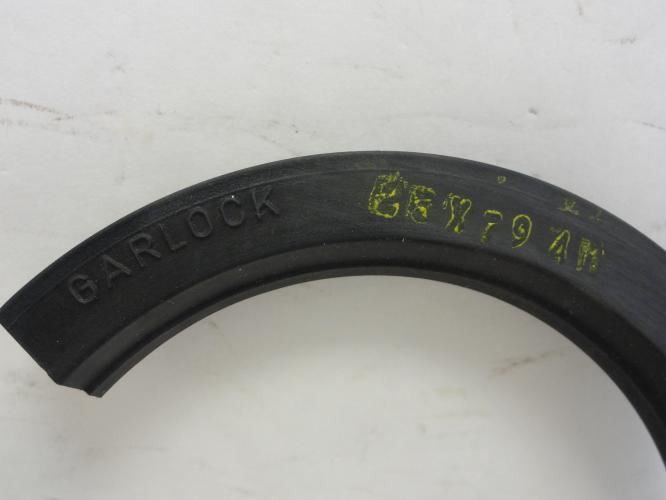 Garlock 25003-7941; Oil Seal; Split Right Side; 23X7941