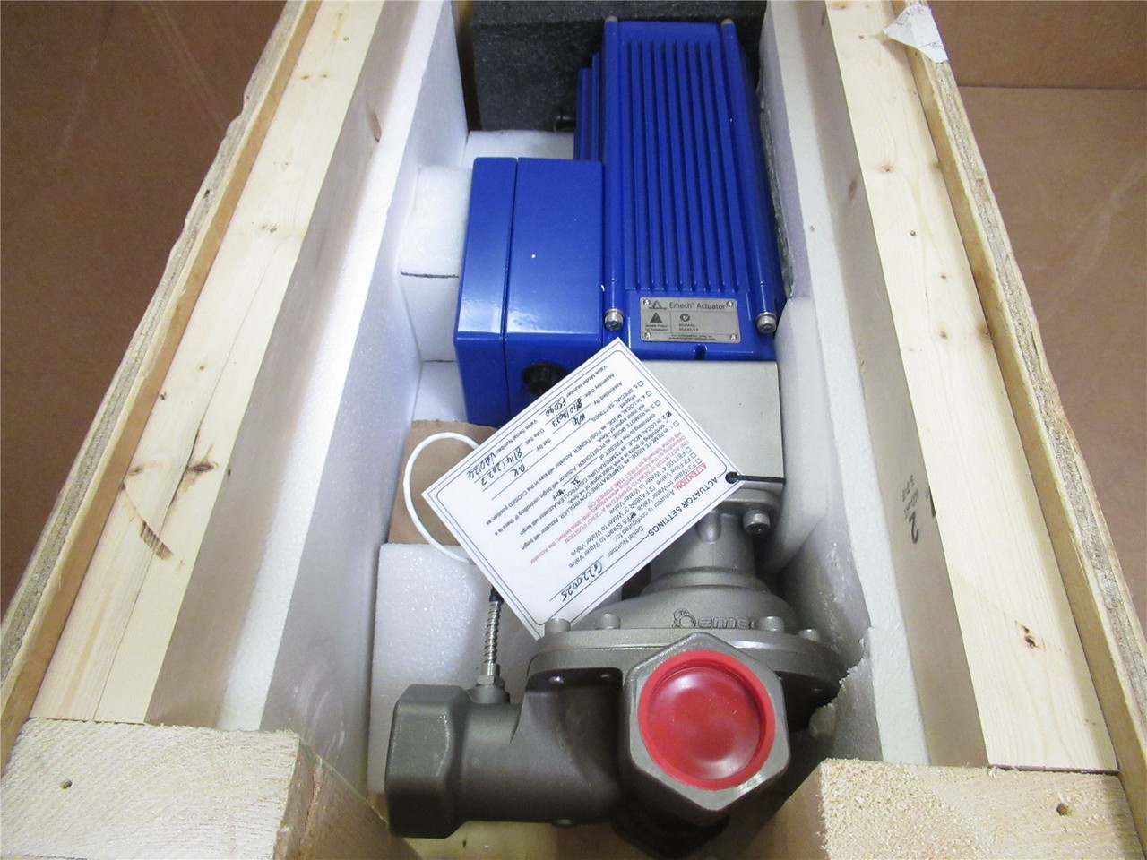 Armstrong E40S; Steam/Water Mixer Digital F5 Valve 1-1/2NPT