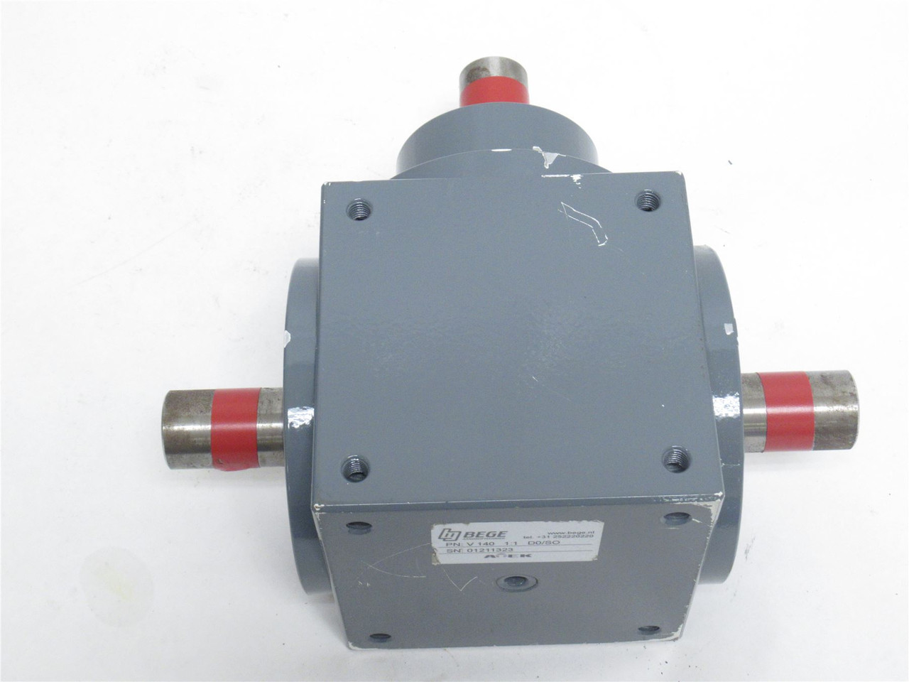 Bege V 140 1:1 DO/SO; Gearbox; RA; 1:1 Ratio 32mm Shaft
