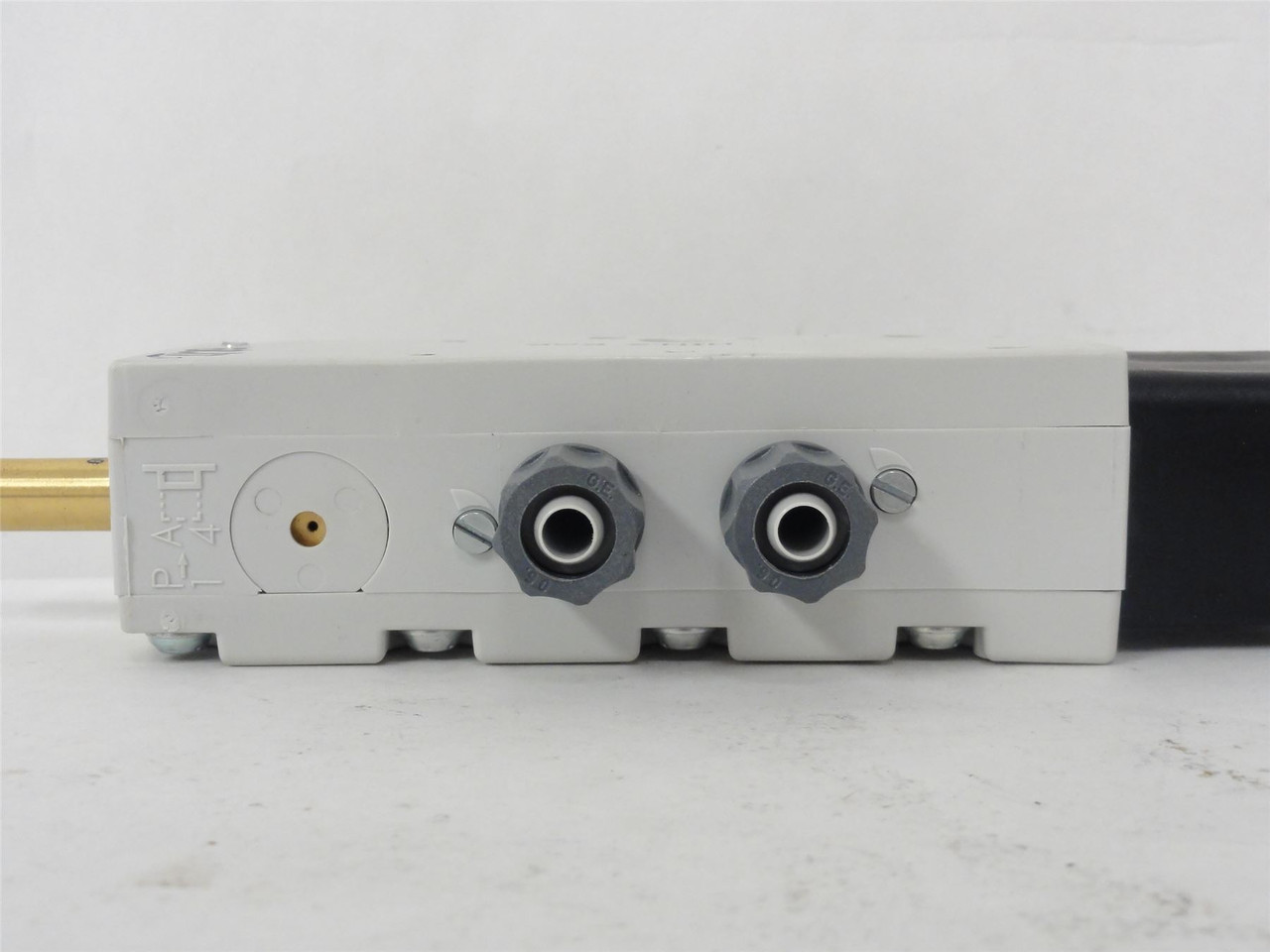 Aventics R432016670; Solenoid Valve; 5 Port; 3 Pos; 120V Coil