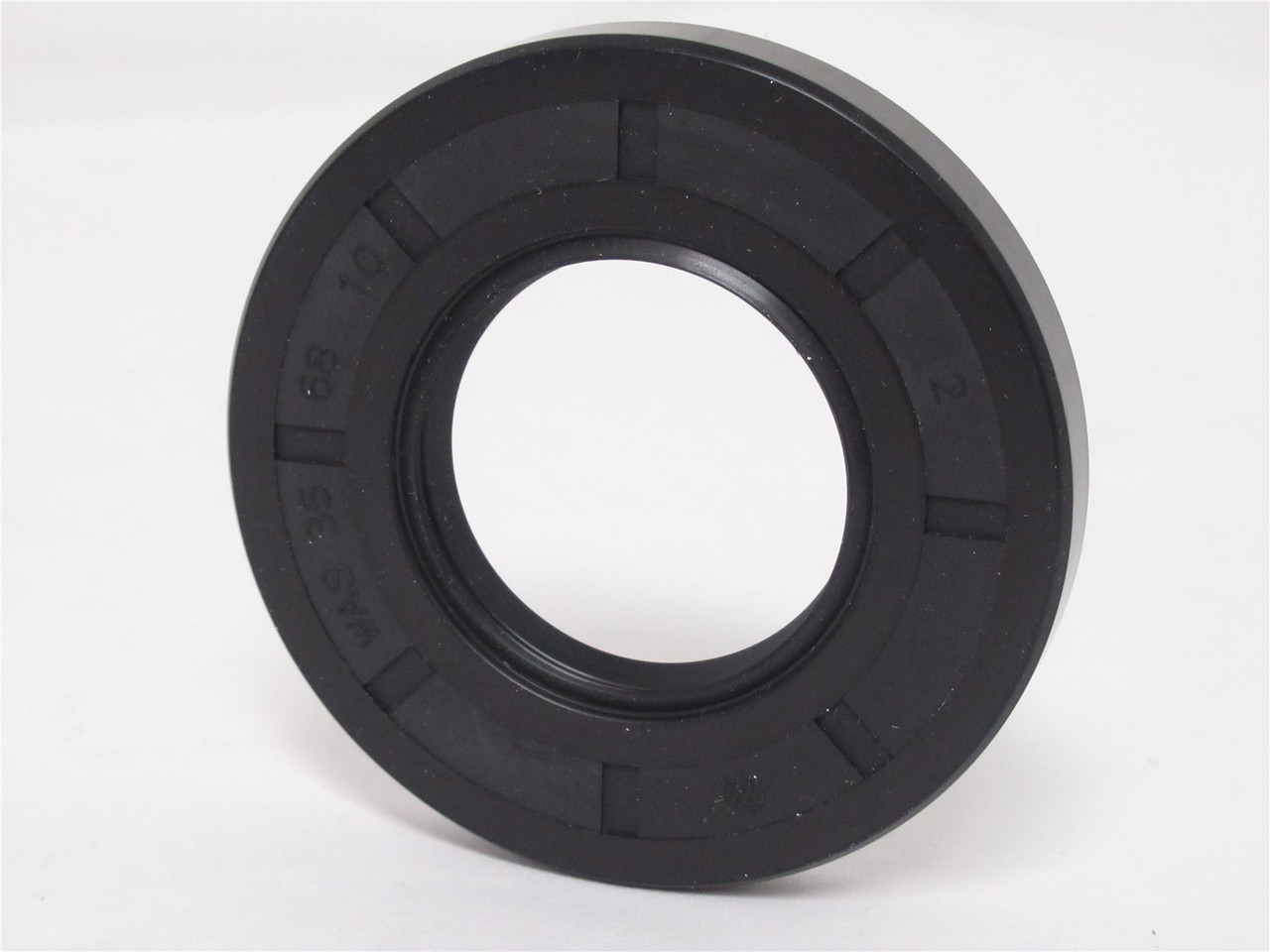 TCM 35X68X10TC-BX; Lot-2 Oil Seal 35mmID x 68mmOD x 10mm Wide