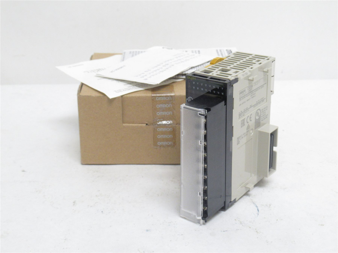 Omron CJ1W-0C211; Output Module; 250VAC; DIN Rail