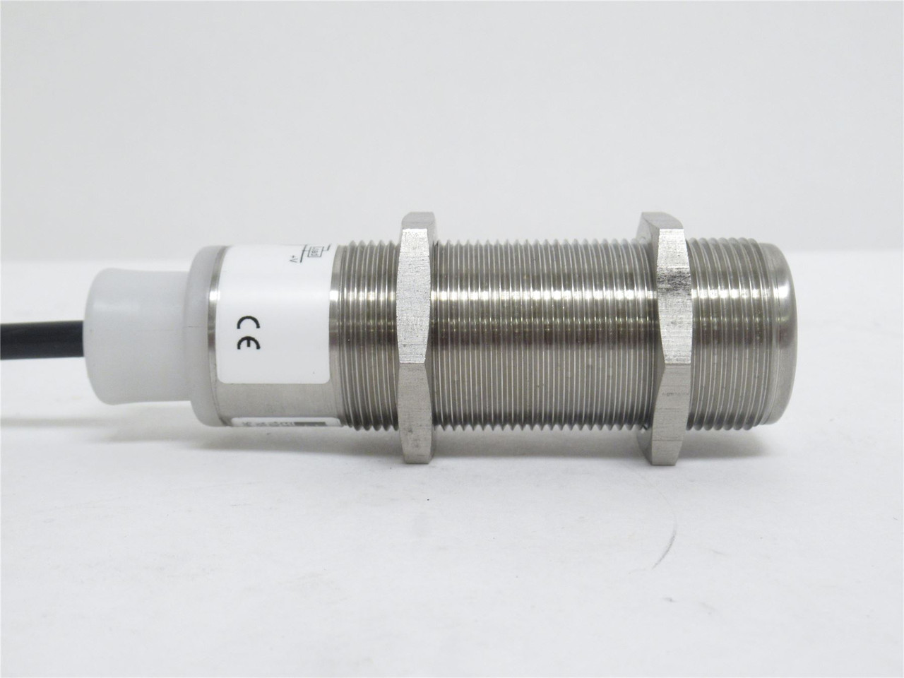 Eaton E58-30RS18-HDP; Photo Sensor 10-30VDC; 100mA; 10m Range