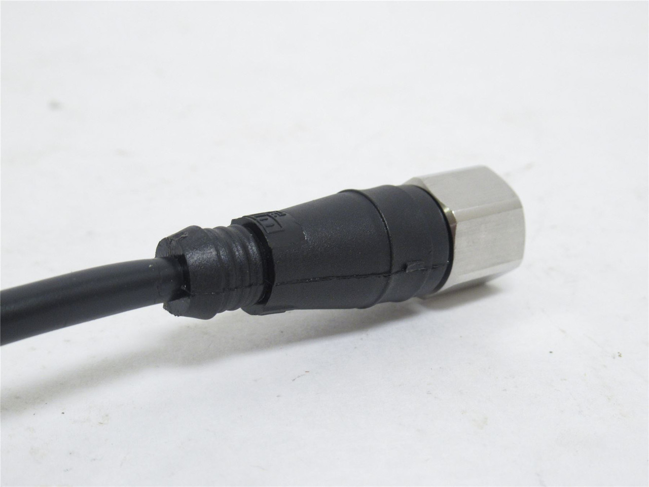 ifm E18014; Micro DC Connector; 4-Wire; 22 AWG; 5m Wire