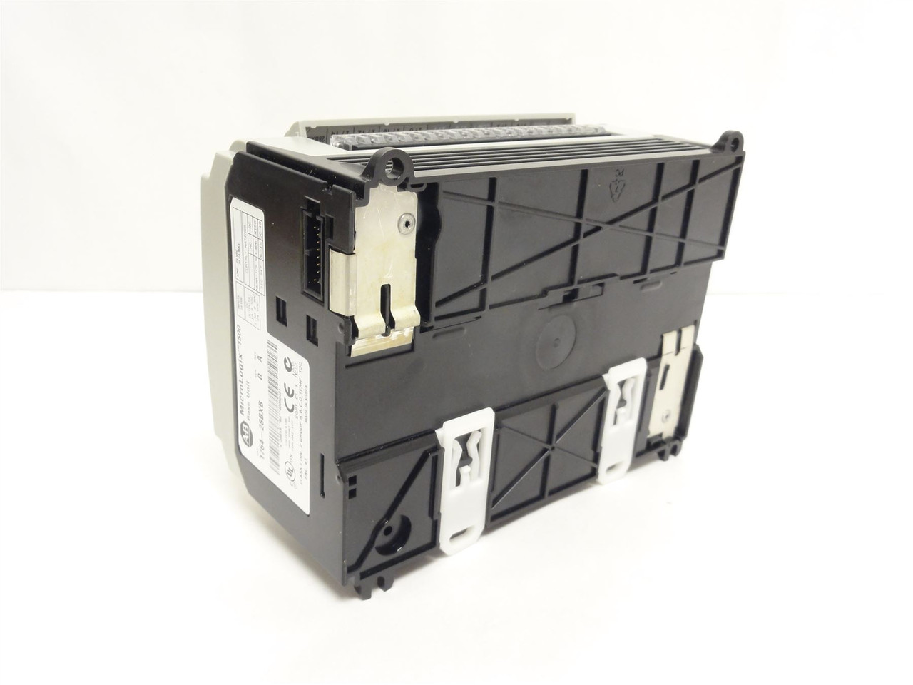 Allen-Bradley 1764-28BXB; MicroLogix Base; 24VDC; 16 Input
