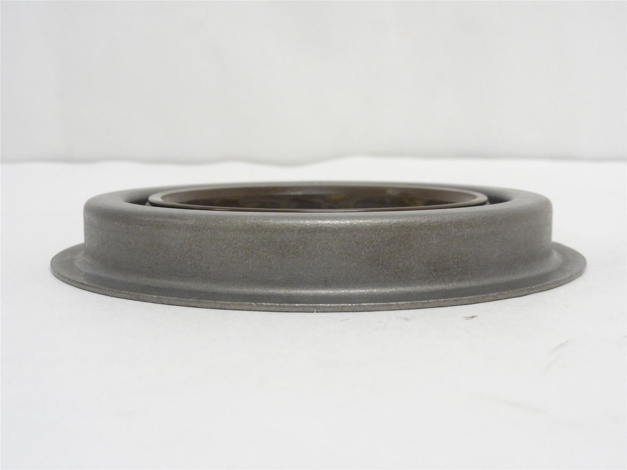 National 25624339; Flange Oil Seal 88AX457 2-5/8"ID