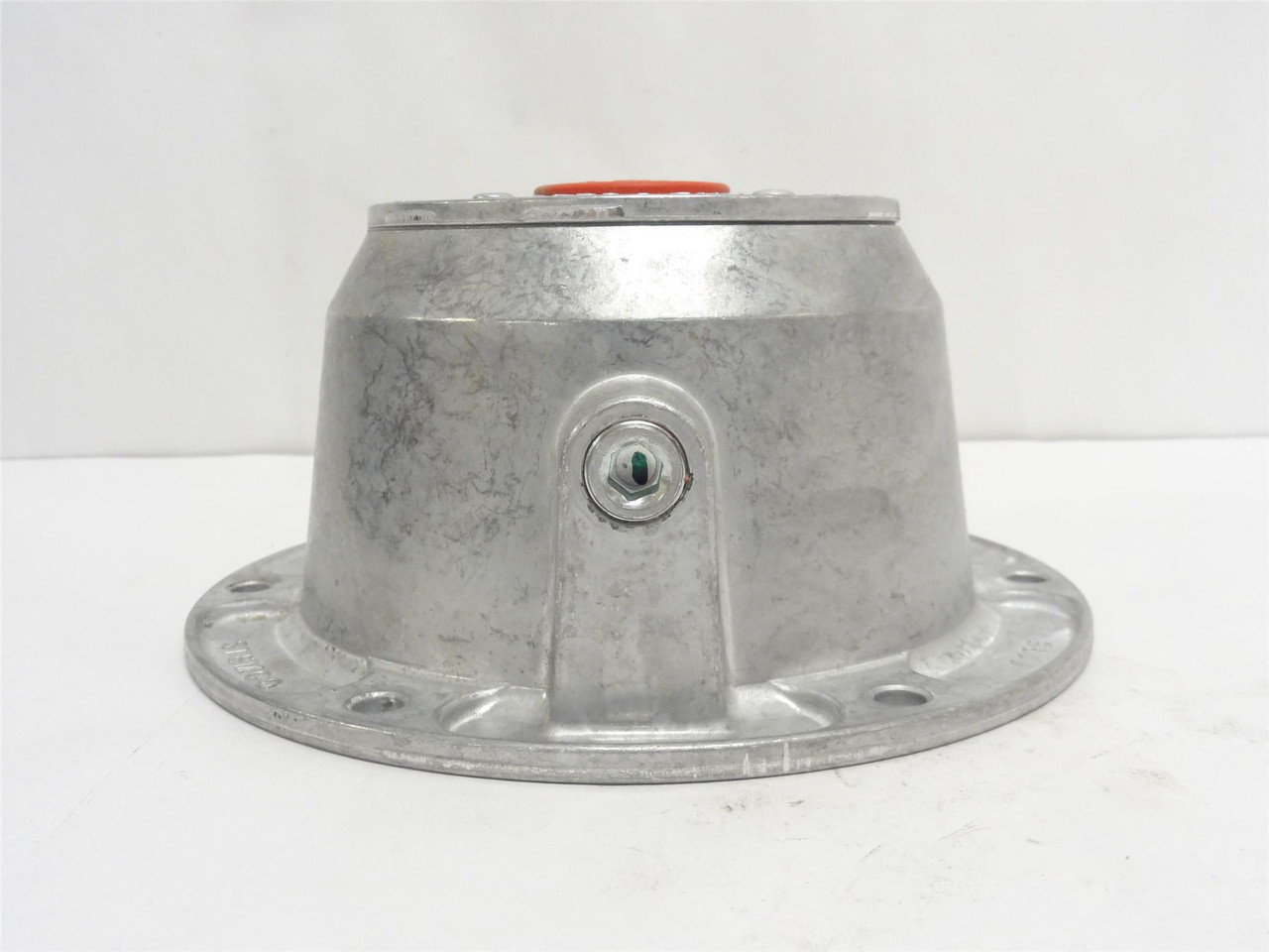 Stemco 343-4195; Bolt-On Hub-Cap; Six Hole