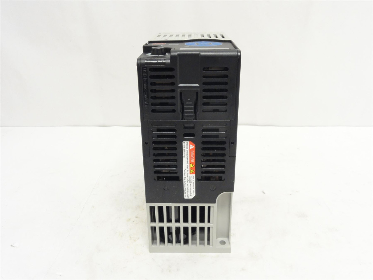 Allen-Bradley 25B-D6P0N104; AC Drive 3HP; 480VAC; 6A; 3-Phase